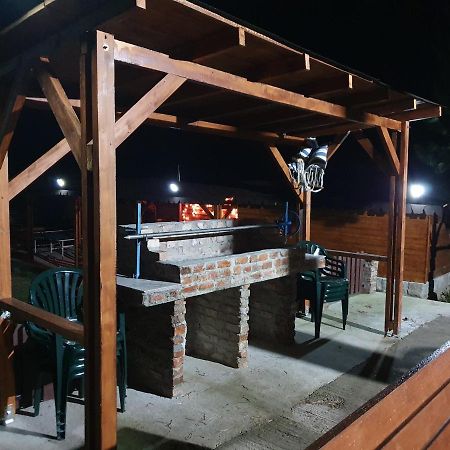Rooms Poienita Slănic-Moldova Esterno foto